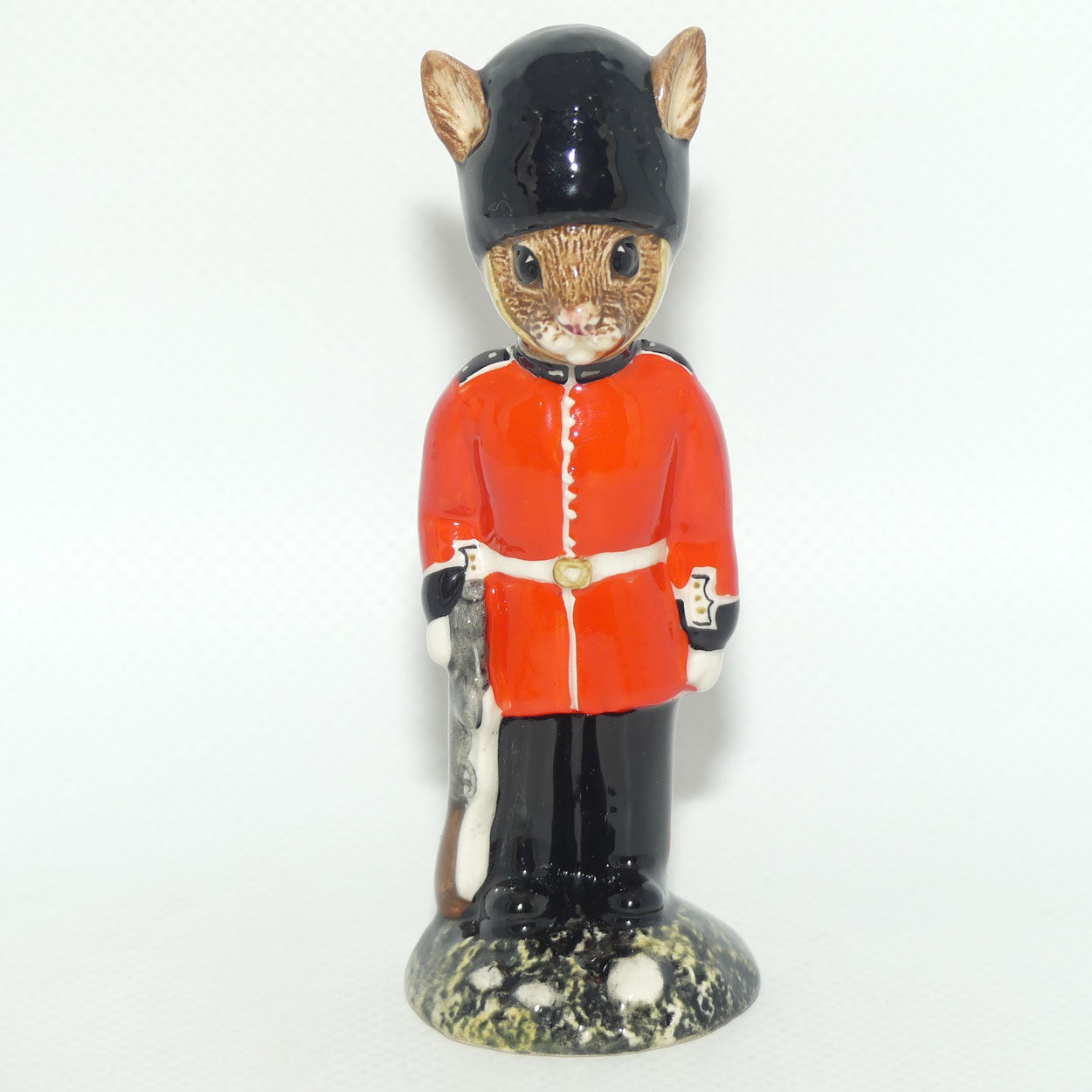 DB127 Royal Doulton Bunnykins Guardsman | Boxed