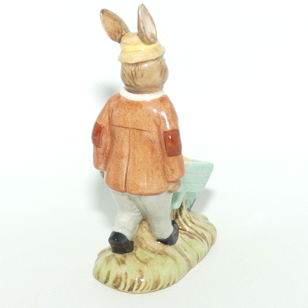 DB156 Royal Doulton Bunnykins Gardener | Figure only