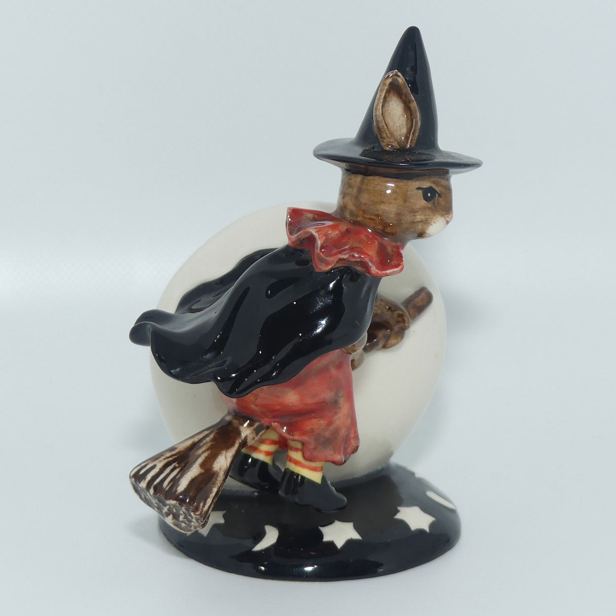 DB162 Royal Doulton Bunnykins figurine Trick or Treat | Limited Edition