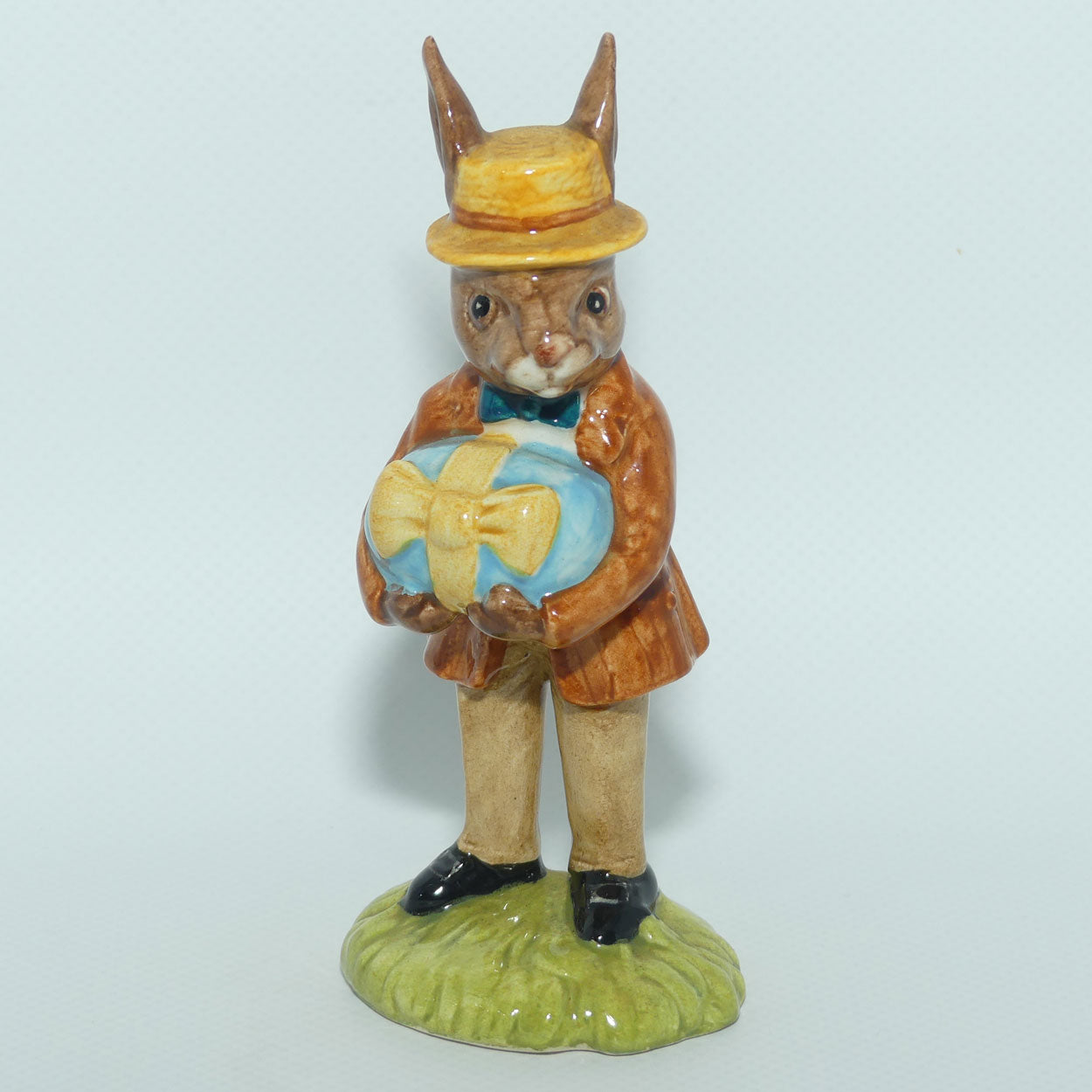 DB18 Royal Doulton Bunnykins Mr Bunnykins at the Easter Parade