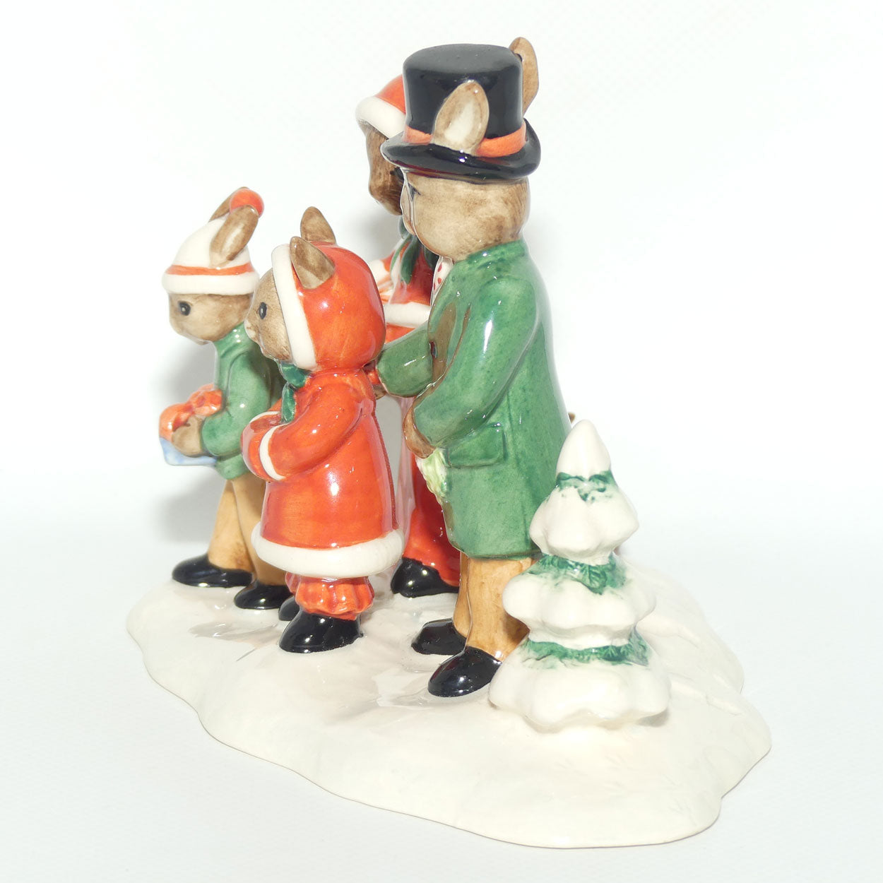 DB194 Royal Doulton Bunnykins Merry Christmas Tableau | Figure + Cert