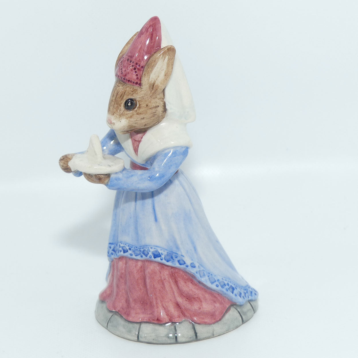 DB213 Royal Doulton Bunnykins Sundial | signed + Cert