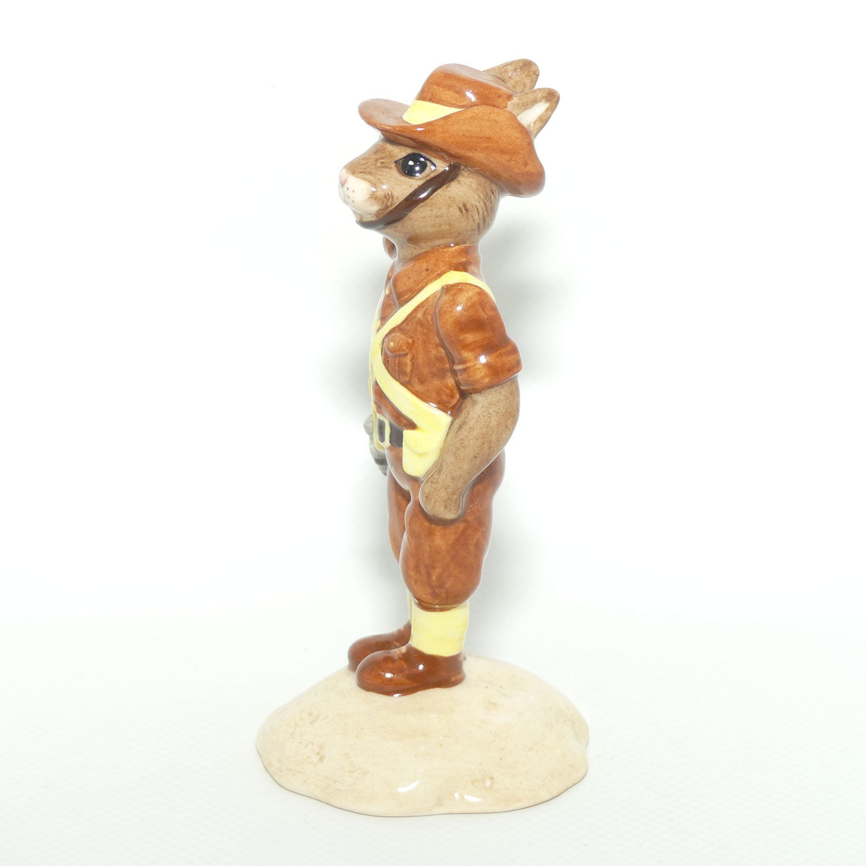 DB248 Royal Doulton Bunnykins Digger | LE2022/2500 + Cert
