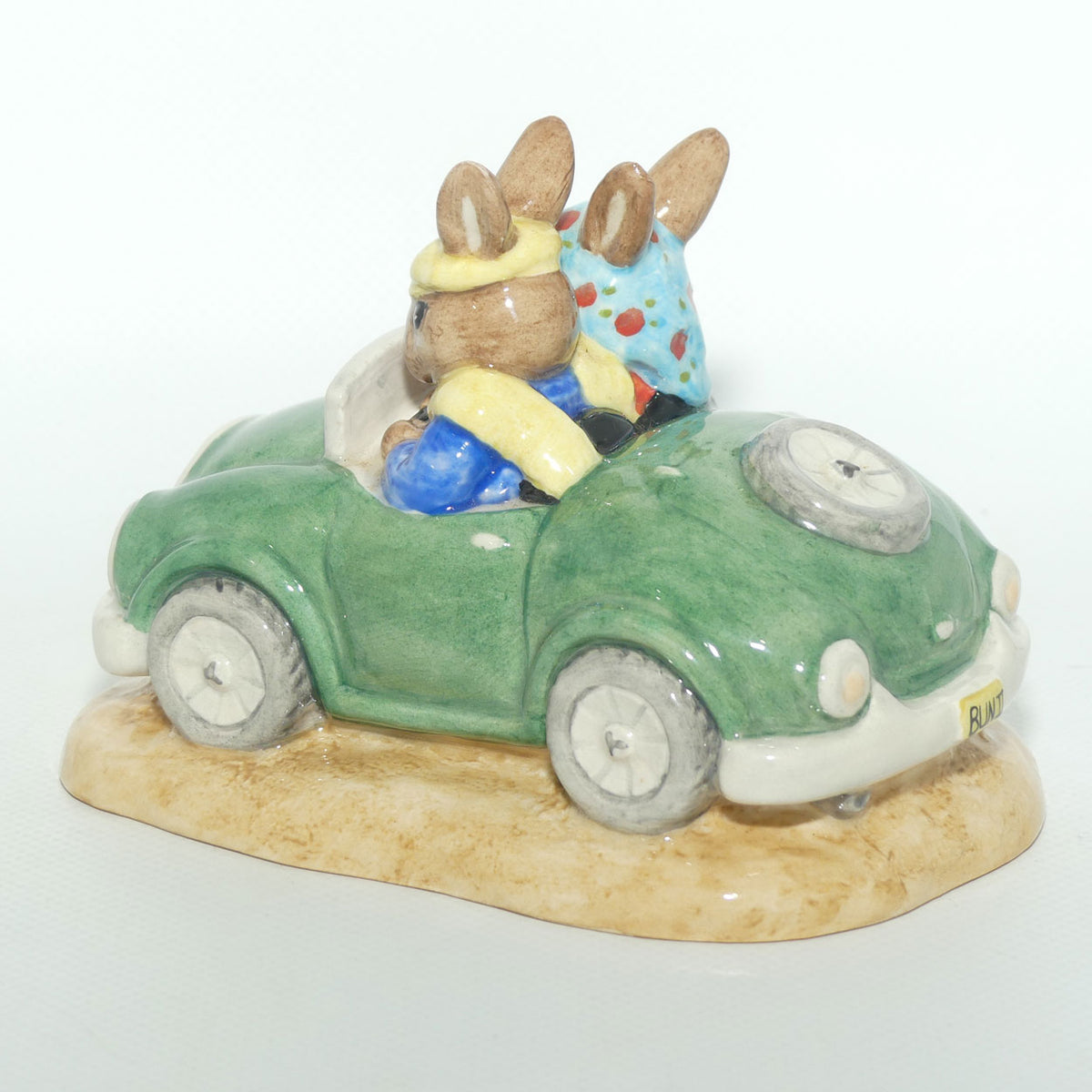 DB260 Royal Doulton Bunnykins Day Trip | Figure + Cert | no box