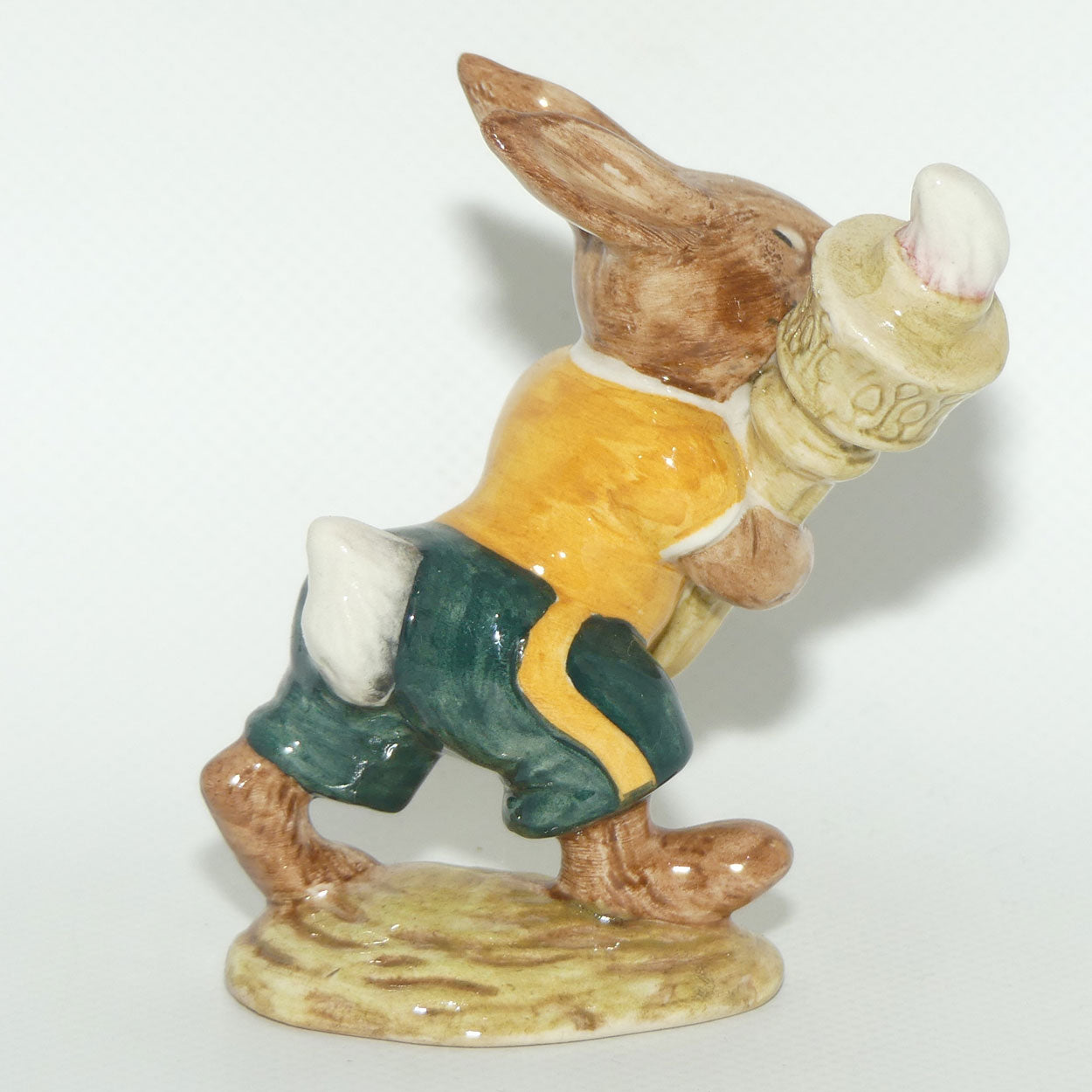 DB028B Royal Doulton Bunnykins Olympic | Green & Gold BK3 | no box |