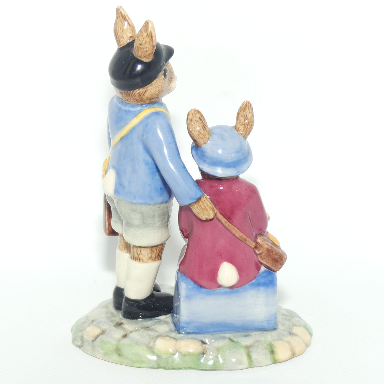 DB373 Royal Doulton Bunnykins World War II | Evacuees