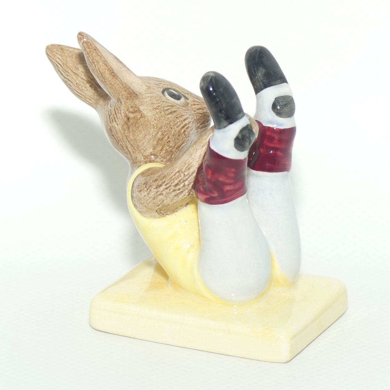 DB040 Royal Doulton Bunnykins Aerobic (no box)