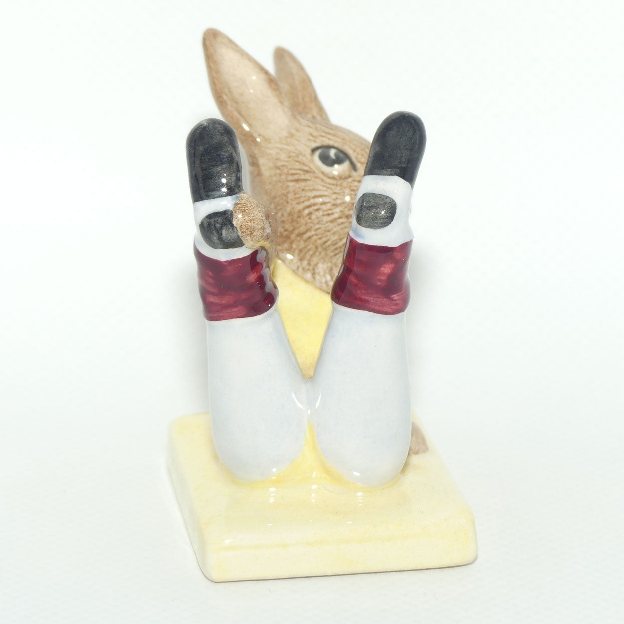 DB040 Royal Doulton Bunnykins Aerobic (no box)