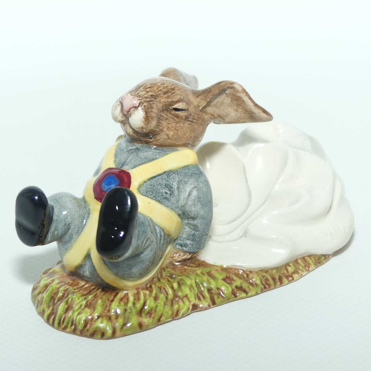 DB041 Royal Doulton Bunnykins Freefall | Light Grey | boxed