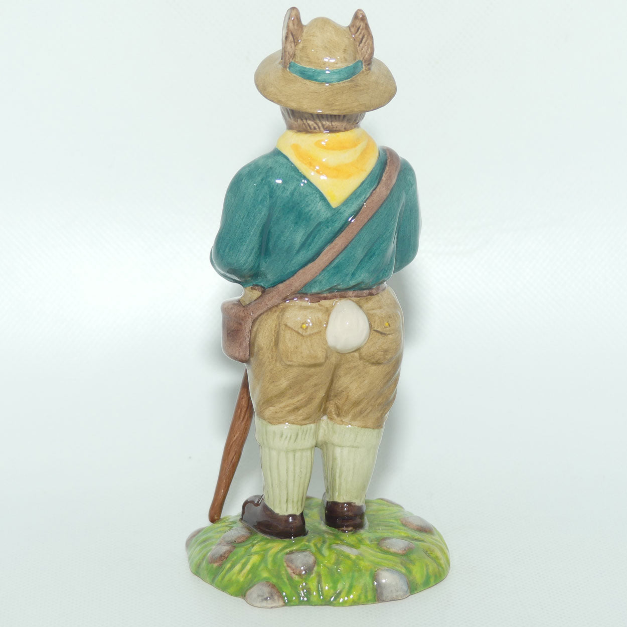 DB432 Royal Doulton Bunnykins Scout Leader | Box + Cert