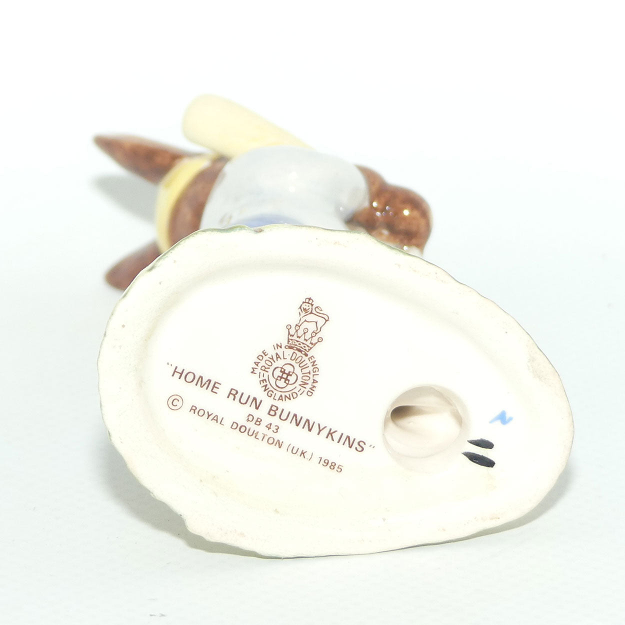 DB043 Royal Doulton Bunnykins Home Run BK 4 | boxed |