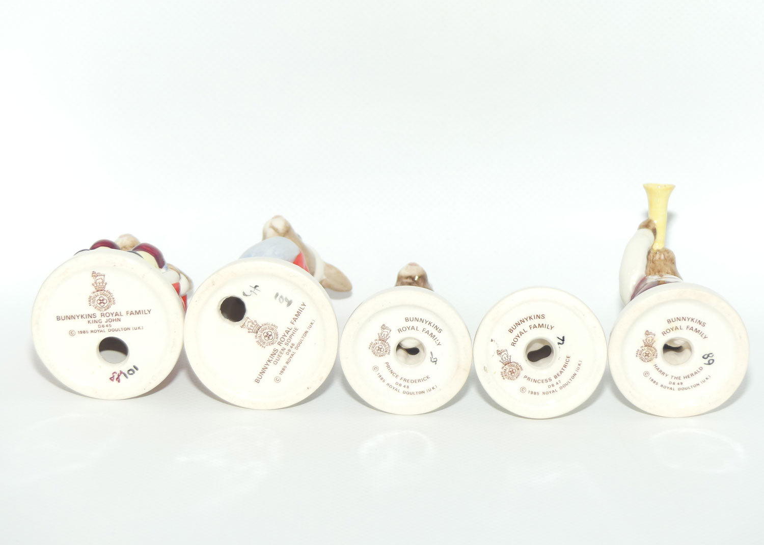 DB045 - DB049 Royal Doulton Bunnykins Royal Family set