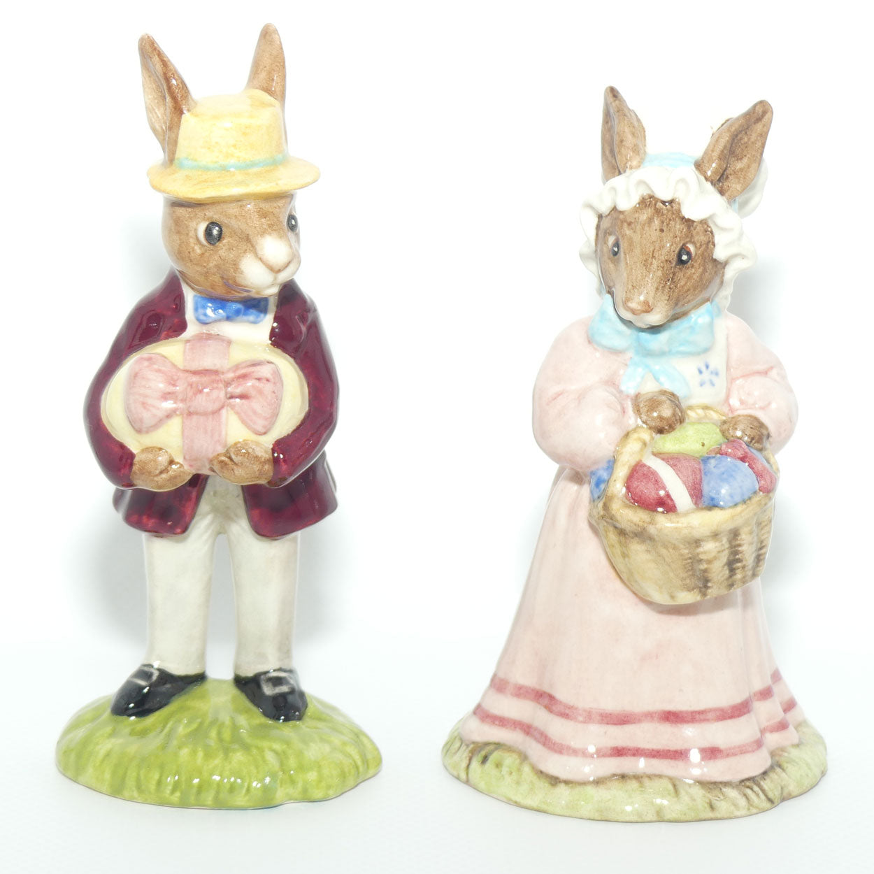 DB051 - 52 Royal Doulton Bunnykins Mr and Mrs Bunnykins at the Easter Parade
