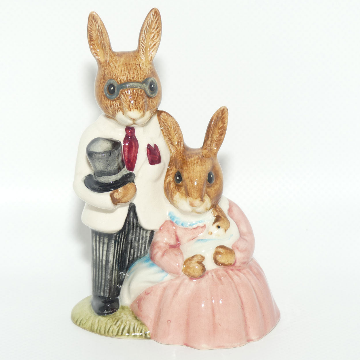 DB067 Royal Doulton Bunnykins Family Photograph | White & Pink | #1 | signed Carol Wilbraham 7th March 1988 | boxed