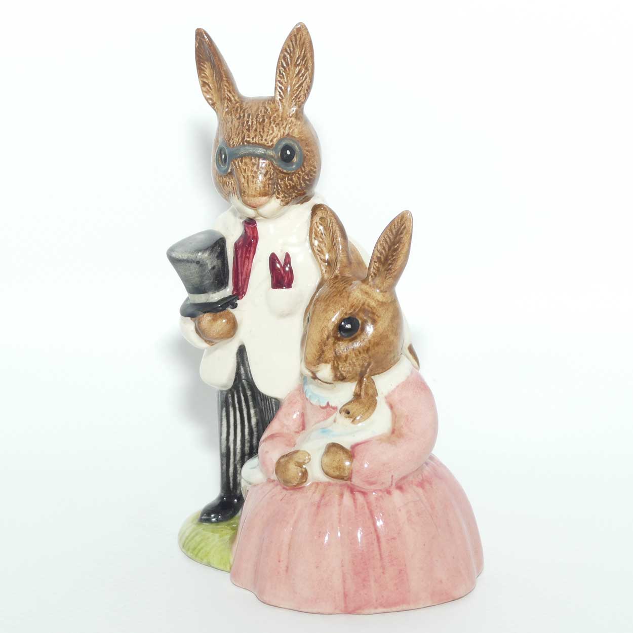 DB067 Royal Doulton Bunnykins Family Photograph | White & Pink | signed Michael Doulton | figure only