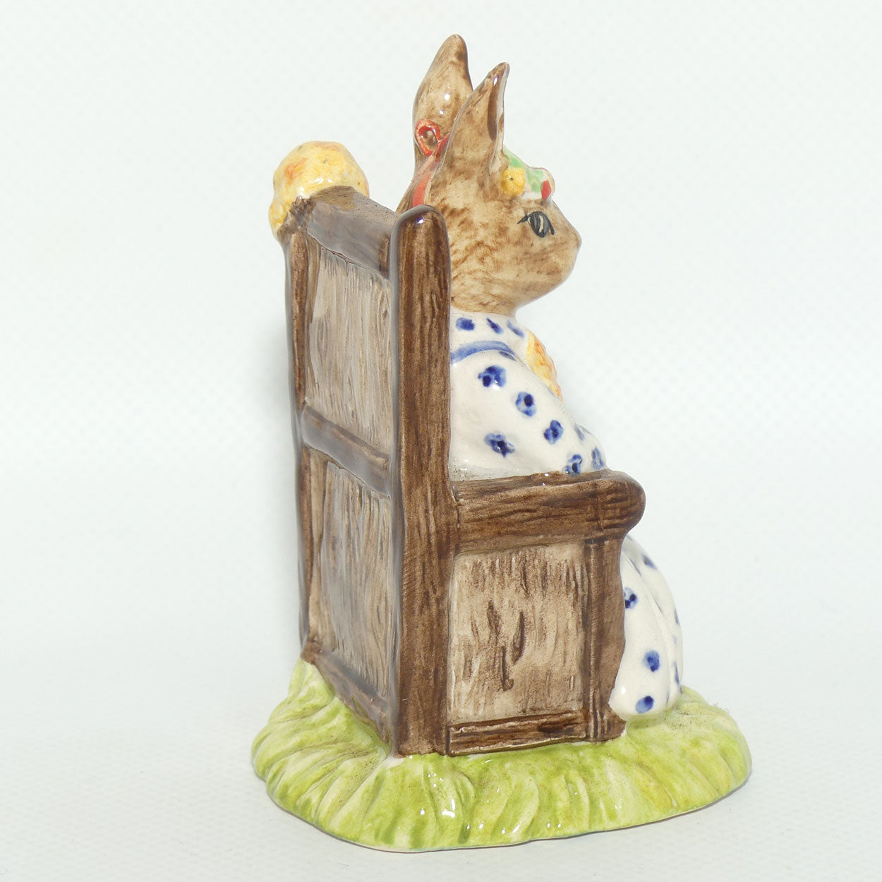 DB083 Royal Doulton Bunnykins Susan Bunnykins as Queen of the May | no box