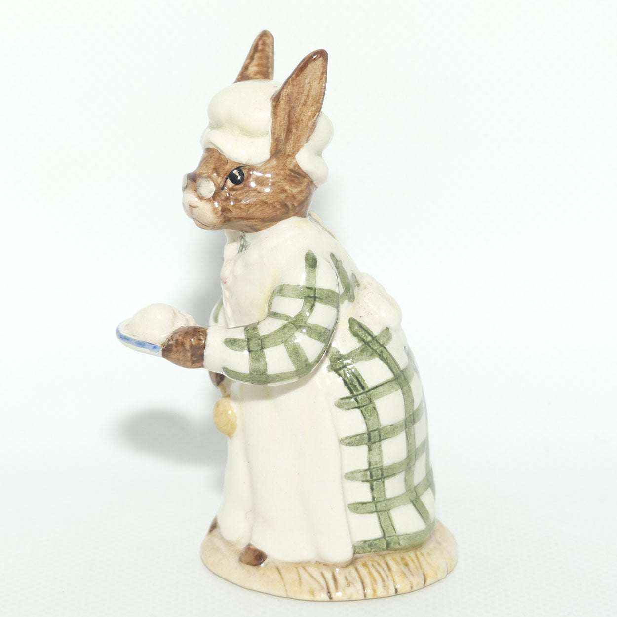 DB085 Royal Doulton Bunnykins Cook
