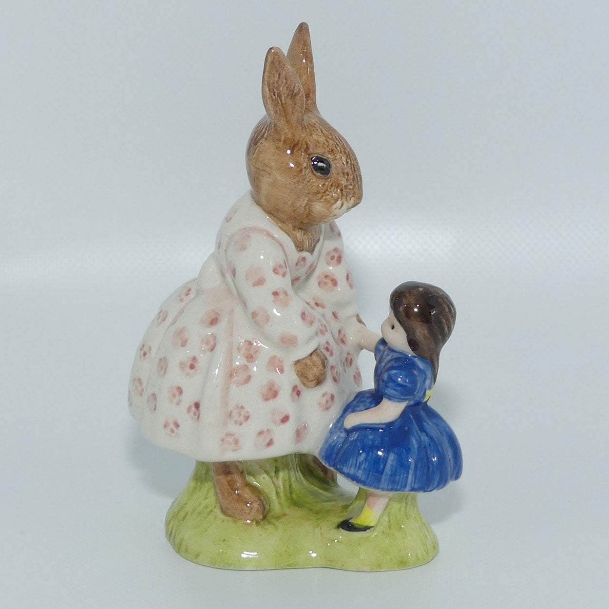DB8 Royal Doulton Bunnykins Dollie Bunnykins Playtime | no box