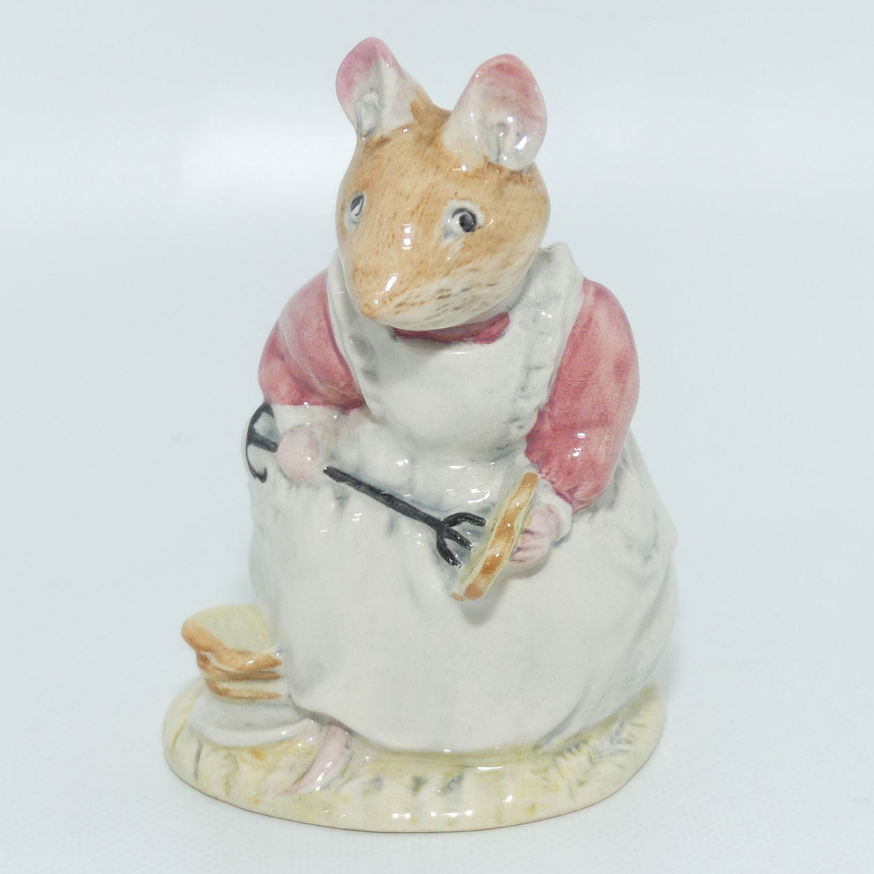 DBH16 Royal Doulton Brambly Hedge figure | Clover