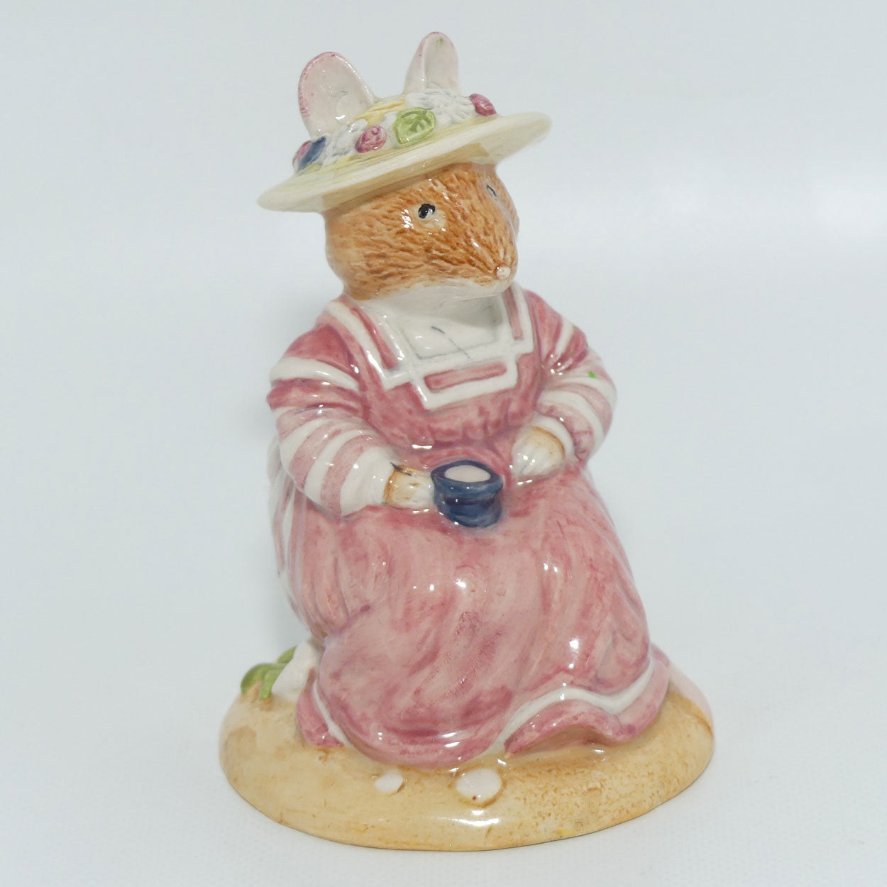 DBH25 Royal Doulton Brambly Hedge figure | Mrs Saltapple | #1