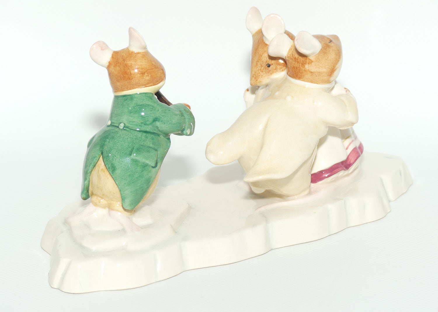 DBH30 Royal Doulton Brambly Hedge tableau figure | The Ice Ball | LE2551//3000 | signed + cert + box