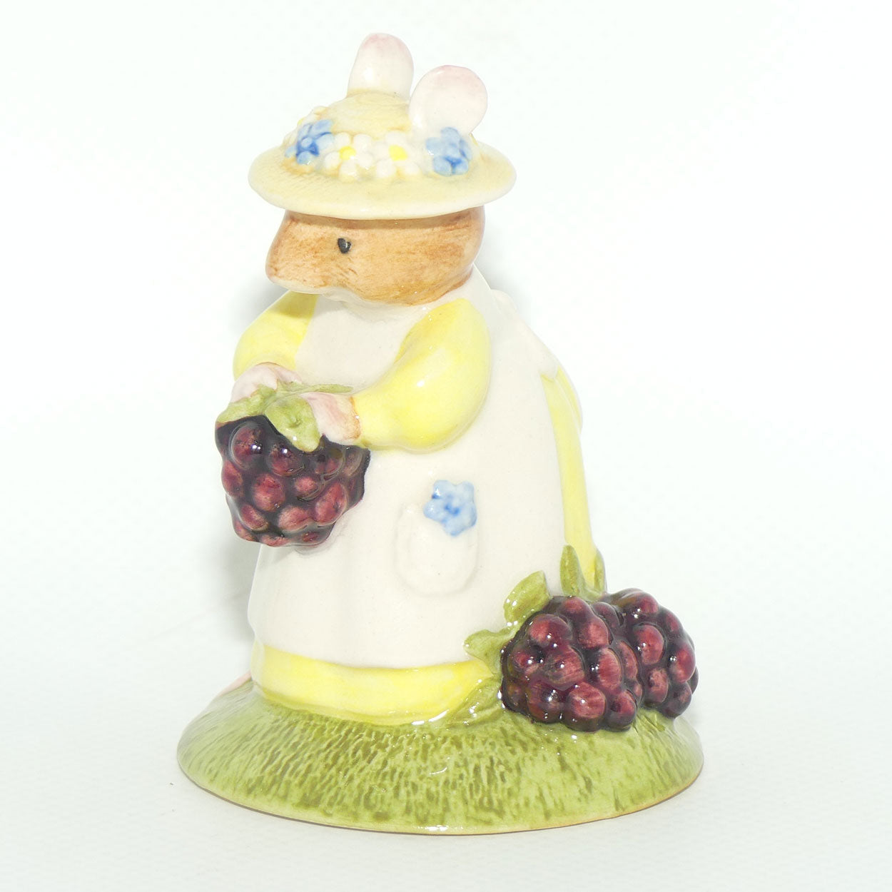 DBH33 Royal Doulton Brambly Hedge figure | Primrose Picking Berries | Boxed #1