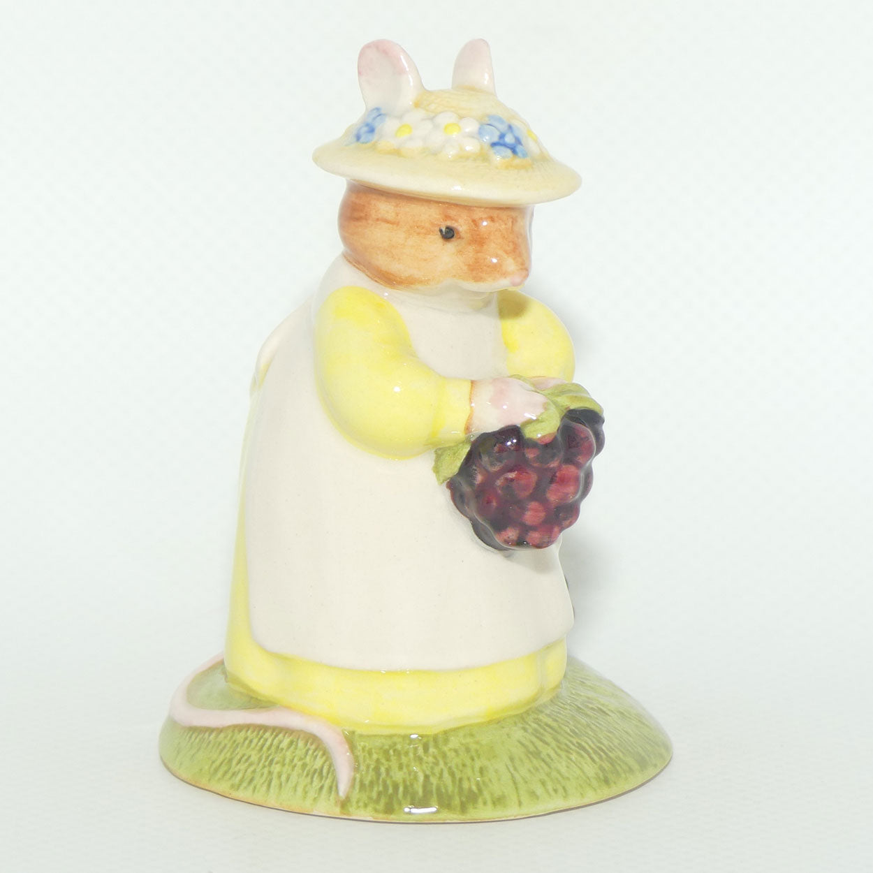 DBH33 Royal Doulton Brambly Hedge figure | Primrose Picking Berries | Boxed #1
