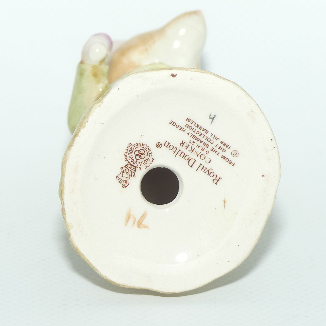 DBH21 Royal Doulton Brambly Hedge figure | Conker