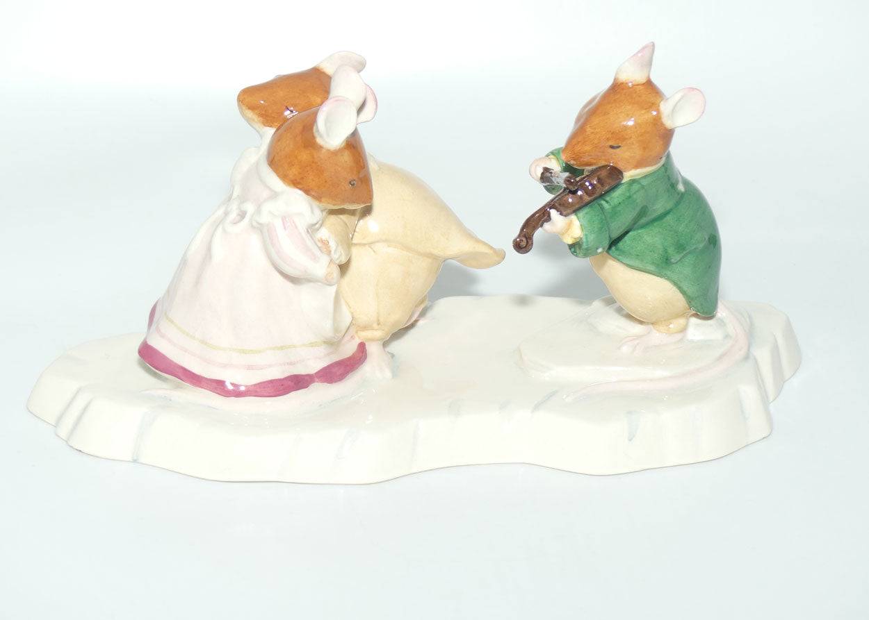 DBH30 Royal Doulton Brambly Hedge tableau figure | The Ice Ball | LE 1862/3000 | box + Cert