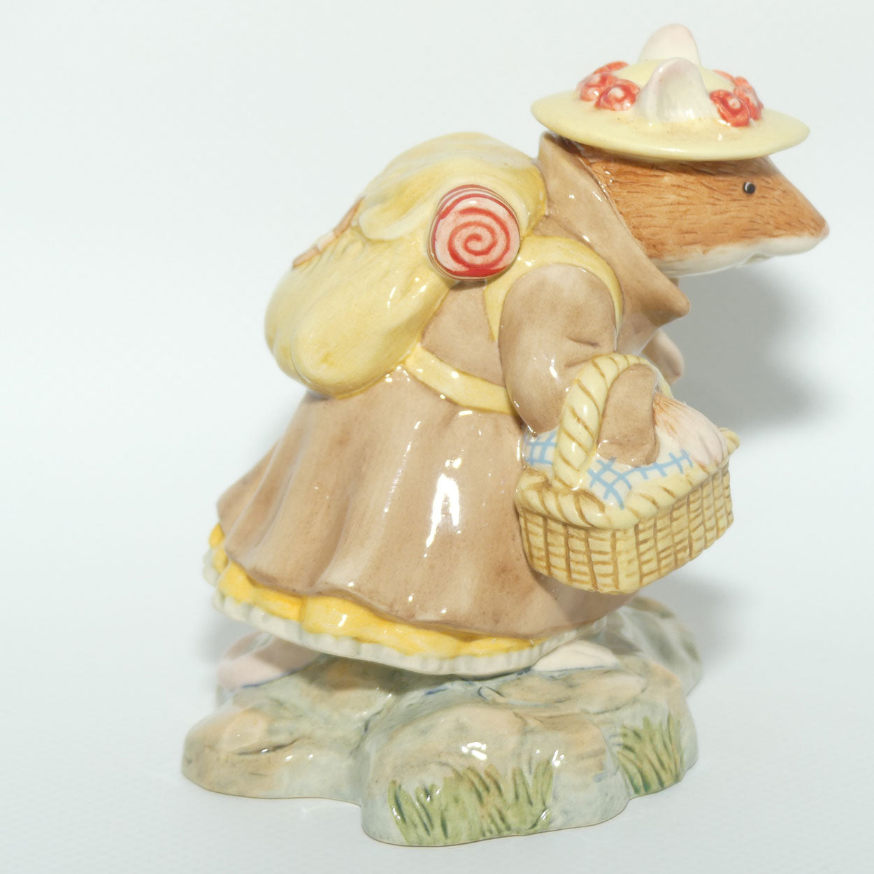 DBH54 Royal Doulton Brambly Hedge figure | Lily Weaver | boxed