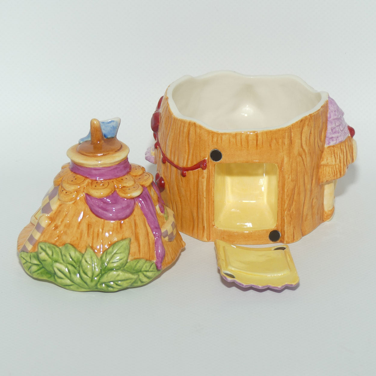 DF16 Royal Doulton Disney | Fairies series | Leafy Lair