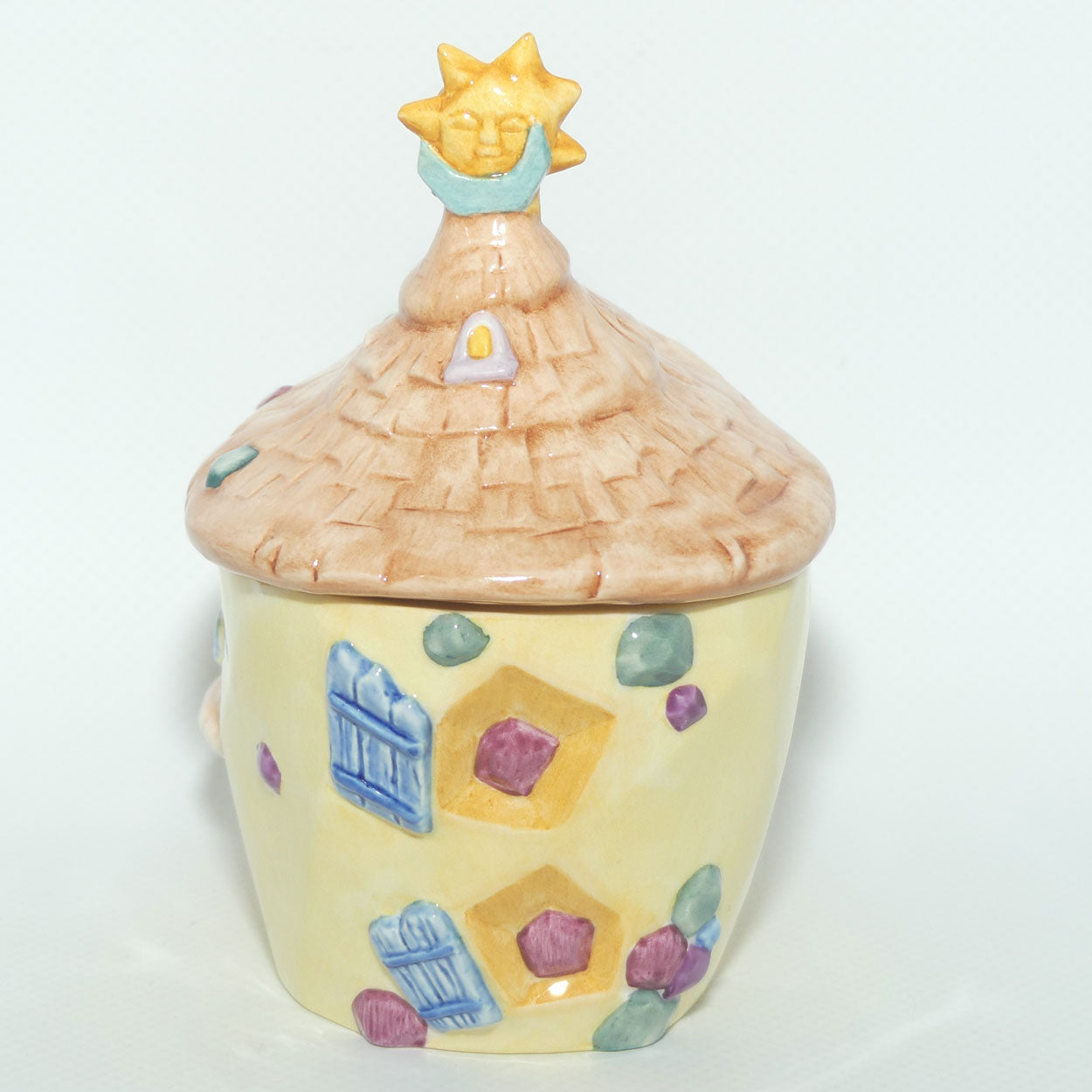 DF18 Royal Doulton Disney | Fairies series | Firefly Cottage trinket box