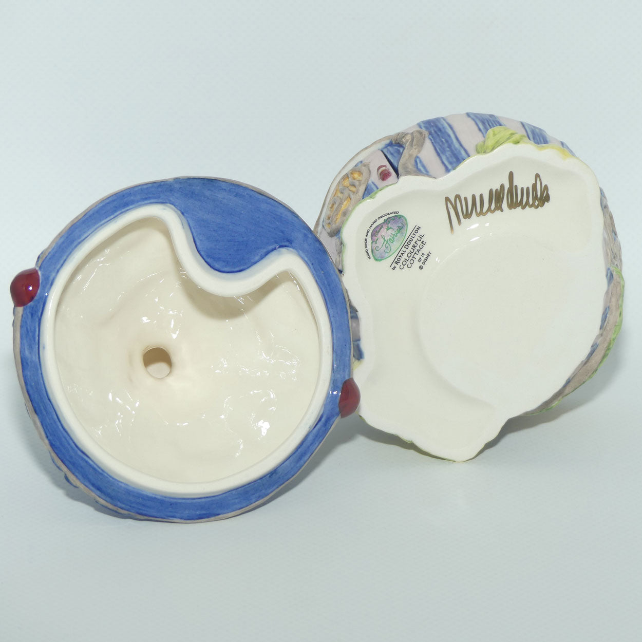 DF19 Royal Doulton Disney | Fairies series | Colourful Cottage trinket box