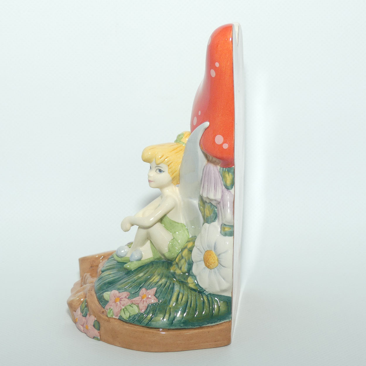 DF27 Royal Doulton Disney | Fairies series | Dreamy Thoughts in Pixie Hollow