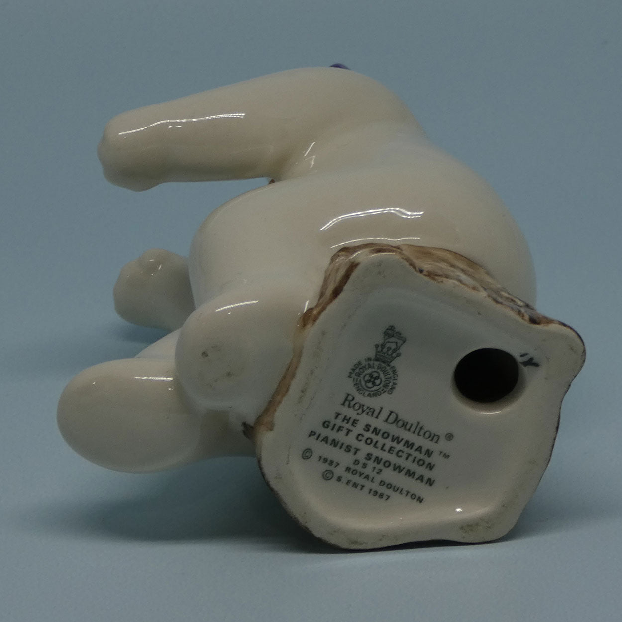 DS12 Royal Doulton Snowman Snowman Pianist and DS13 Piano