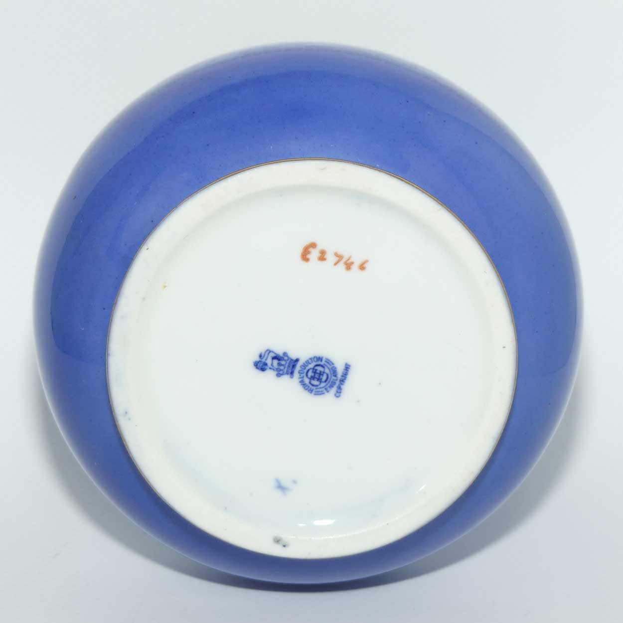 Royal Doulton Blue Dutch D squat bulbous vase E2746 | Superb Blue and White