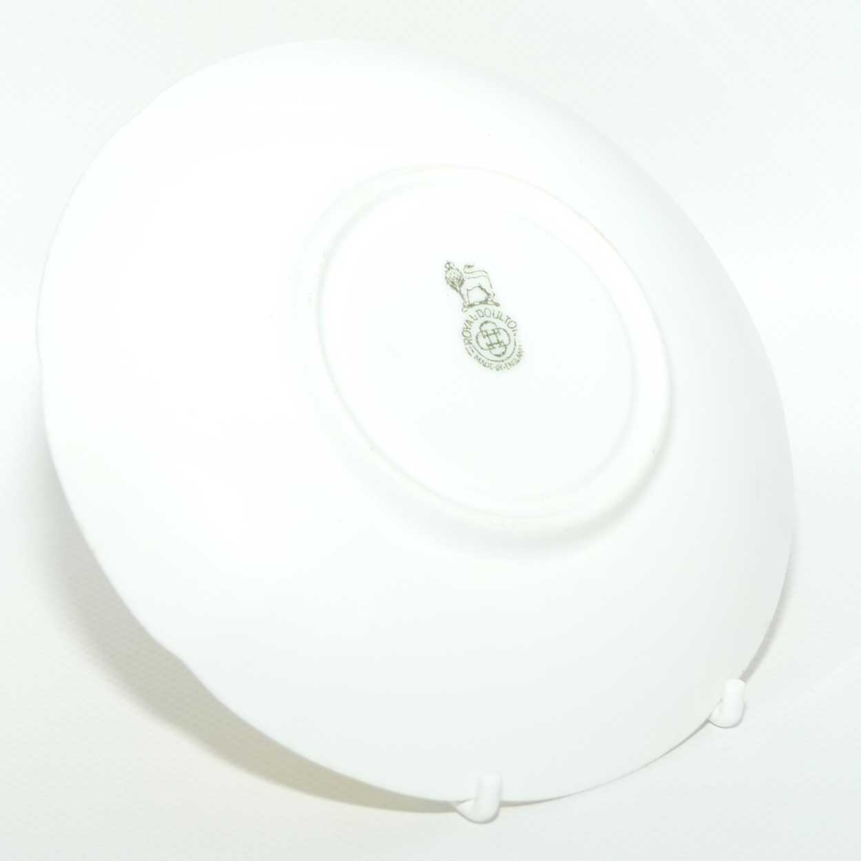 Royal Doulton Coaching Days Cecil shape trio E3804 | Fancy Edge | Taller cup