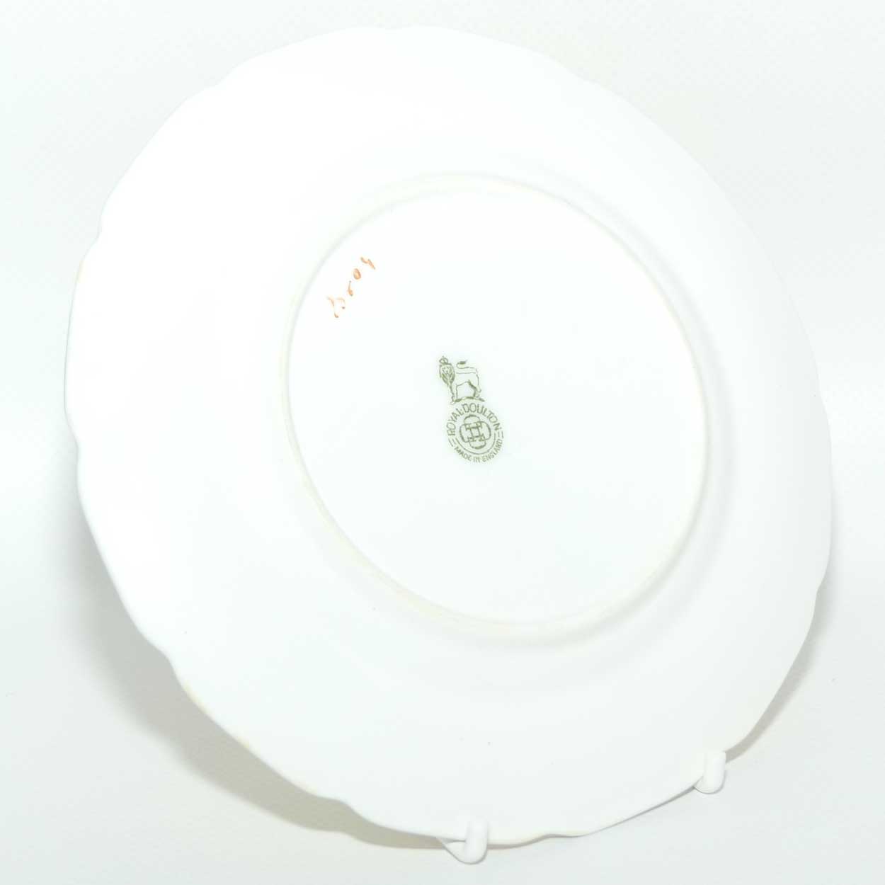 Royal Doulton Coaching Days Cecil shape trio E3804 | Fancy Edge | Taller cup