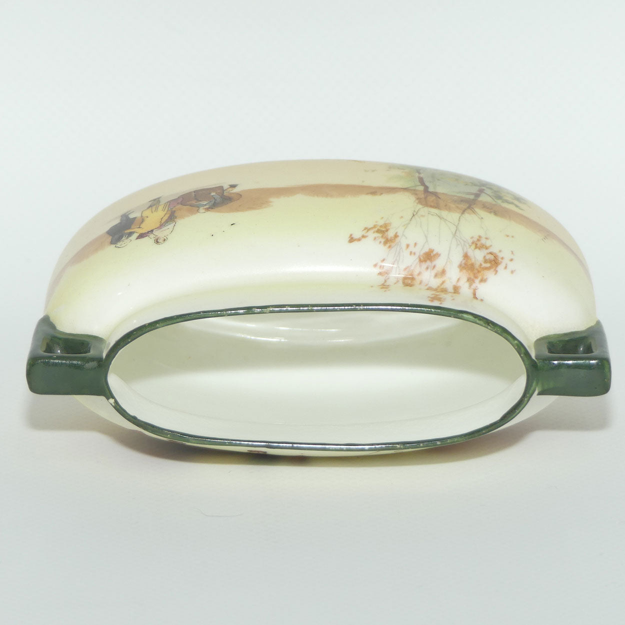 Royal Doulton Coaching Days small twin handle vase | E3804