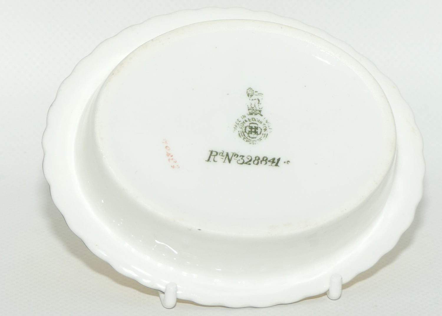 Royal Doulton Coaching Days small oval dish E3804 | Rare Scene | Passenger arriving on Horse