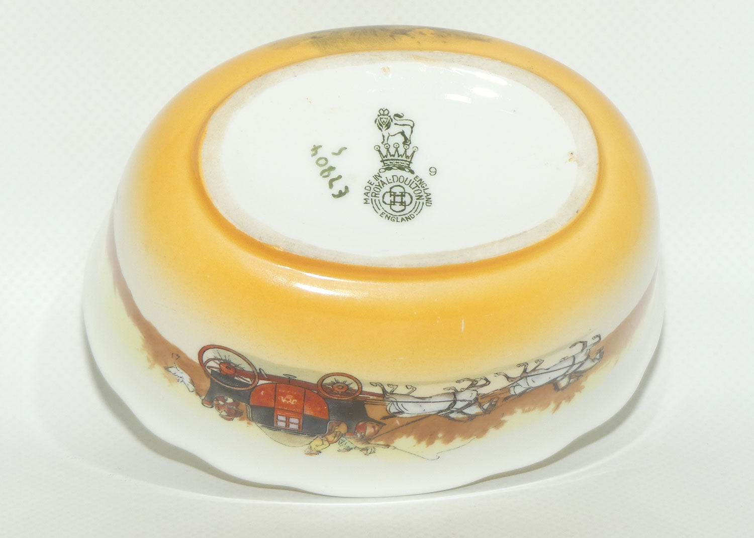 Royal Doulton Coaching Days oval sugar bowl | E3804