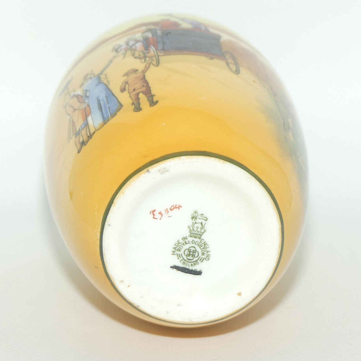 Royal Doulton Coaching Days smaller bulbous vase with narrow mouth E3804 #1