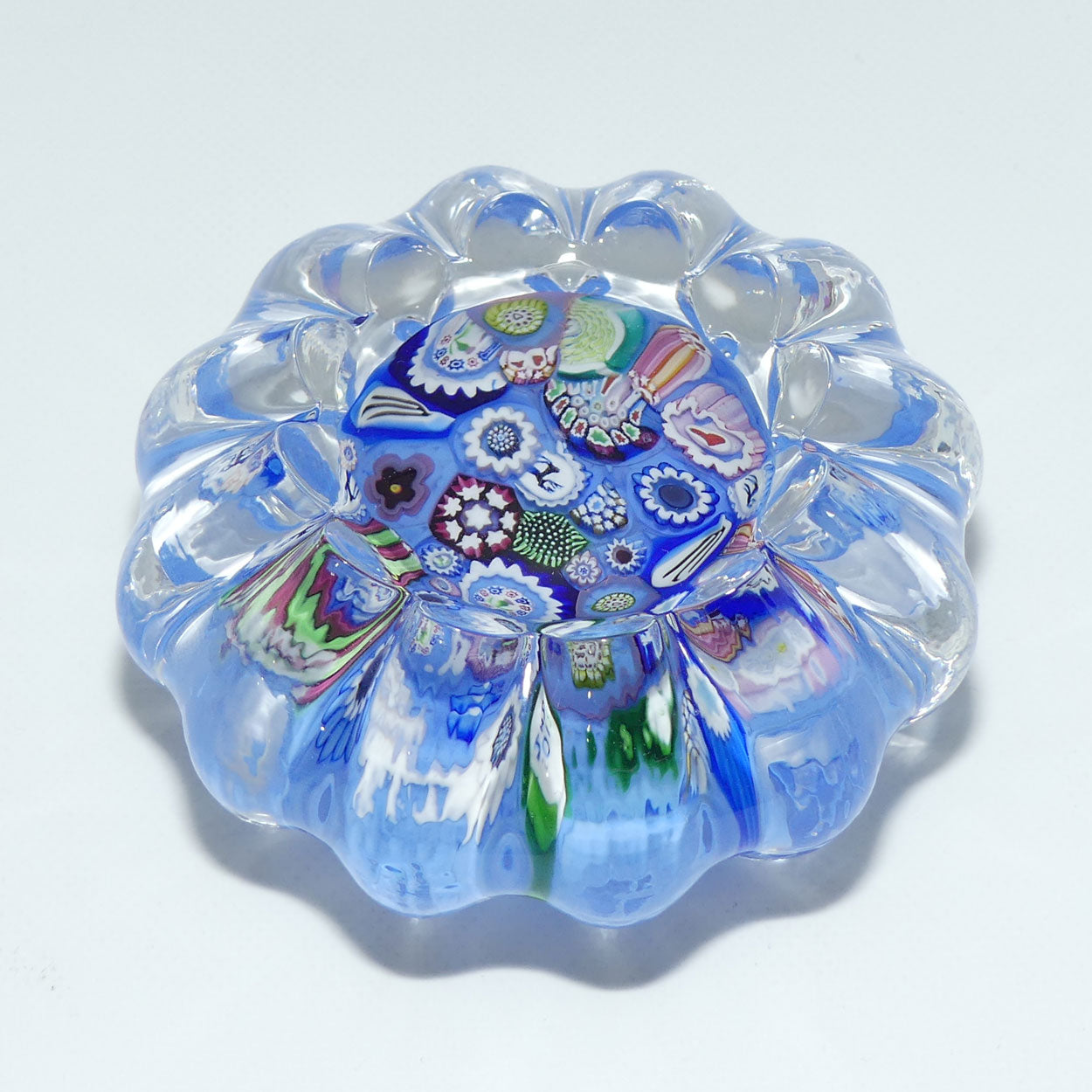 John Deacons Scotland | Daisy shape Magnum paperweight | End of Day | Blue