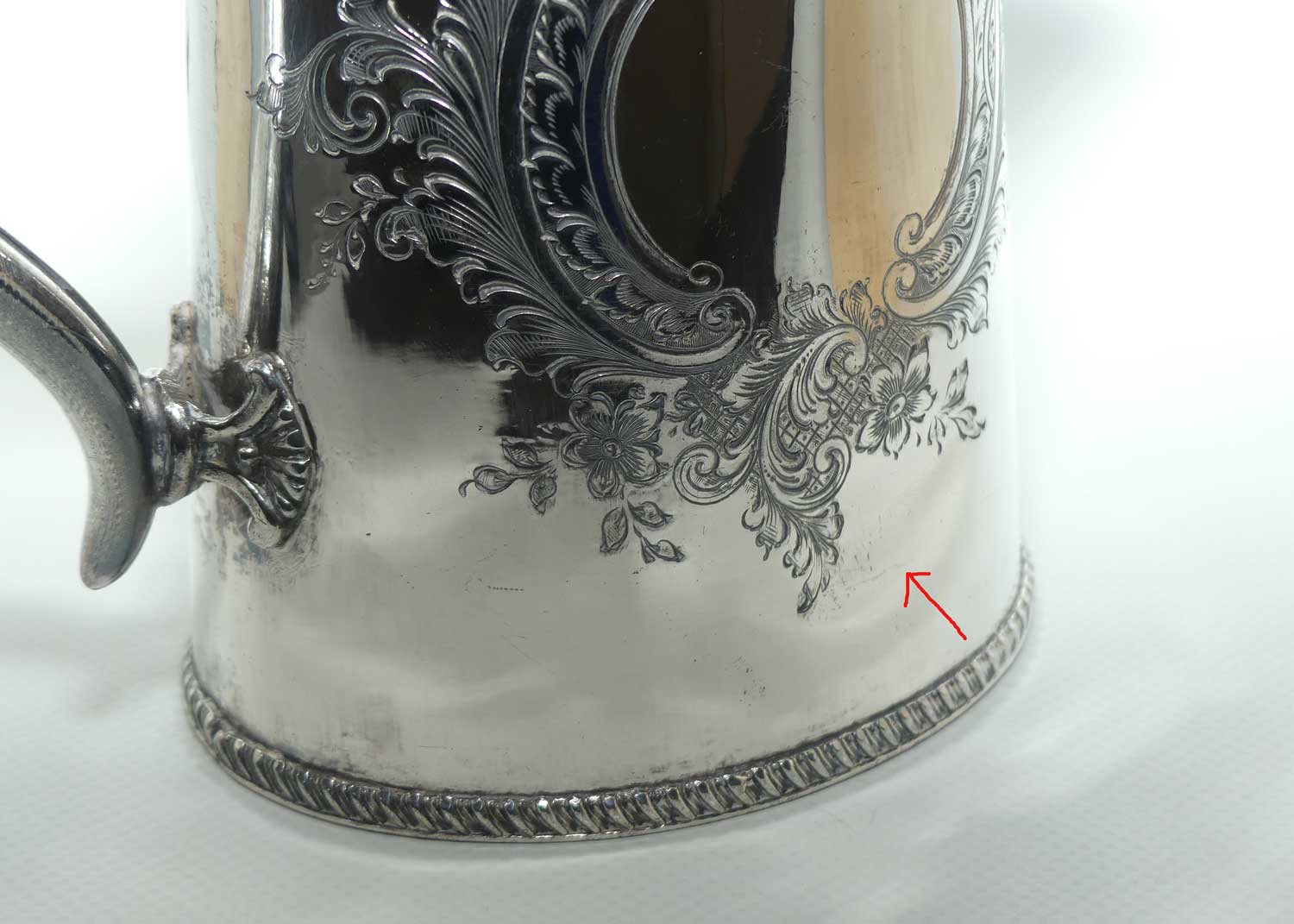 Nicely decorated EPBM hot water pot | Gadrooned Ivory Finial