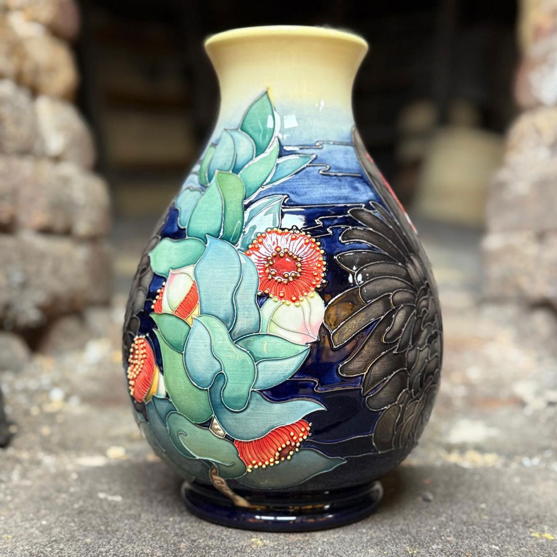 Moorcroft Australian Exclusive Graceful Waters vase | Shape 7/10 | LE25