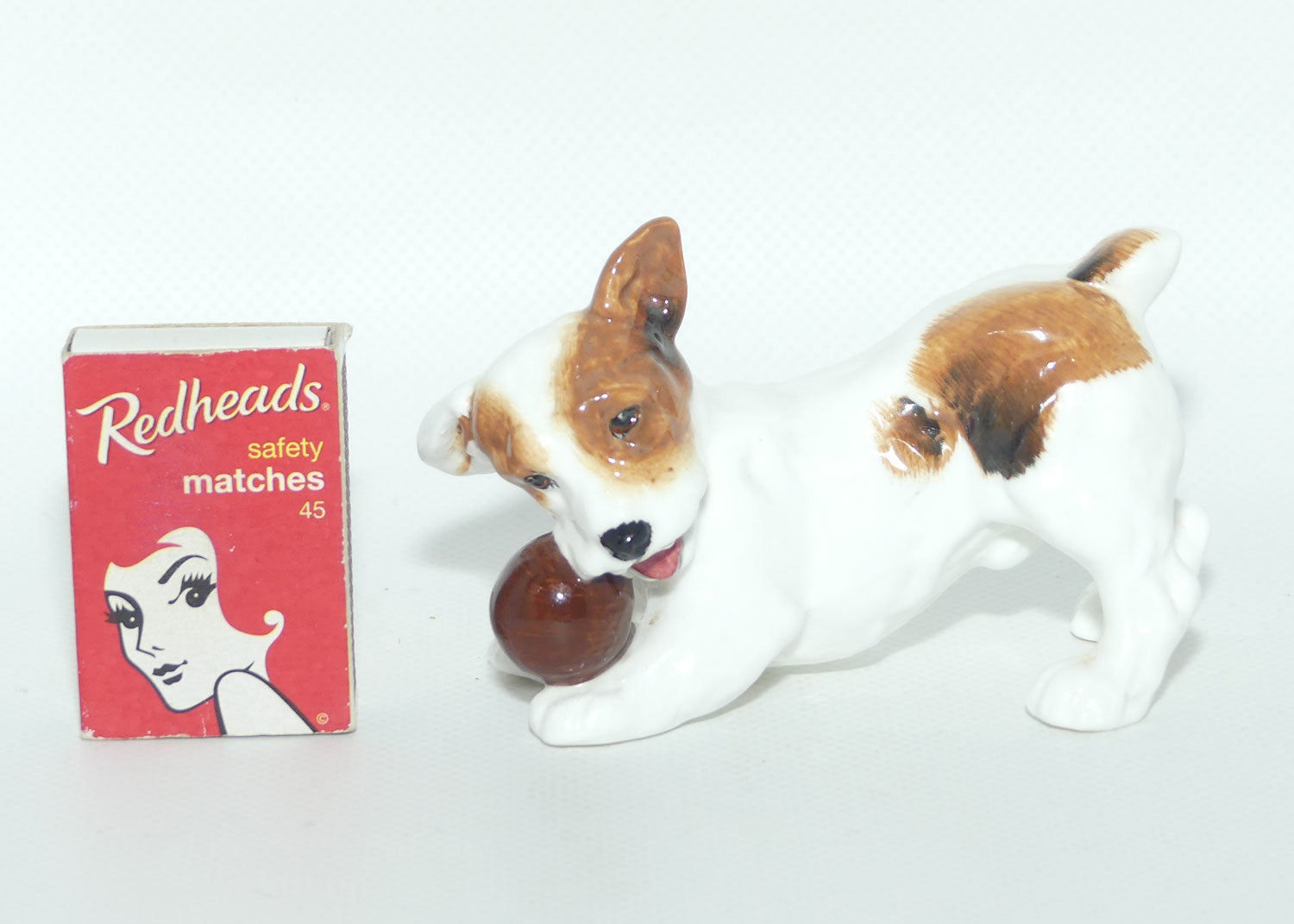 HN1103 Royal Doulton Character Dog with Ball | #2