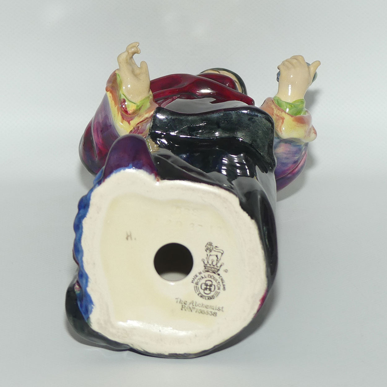 HN1282 Royal Doulton figure The Alchemist