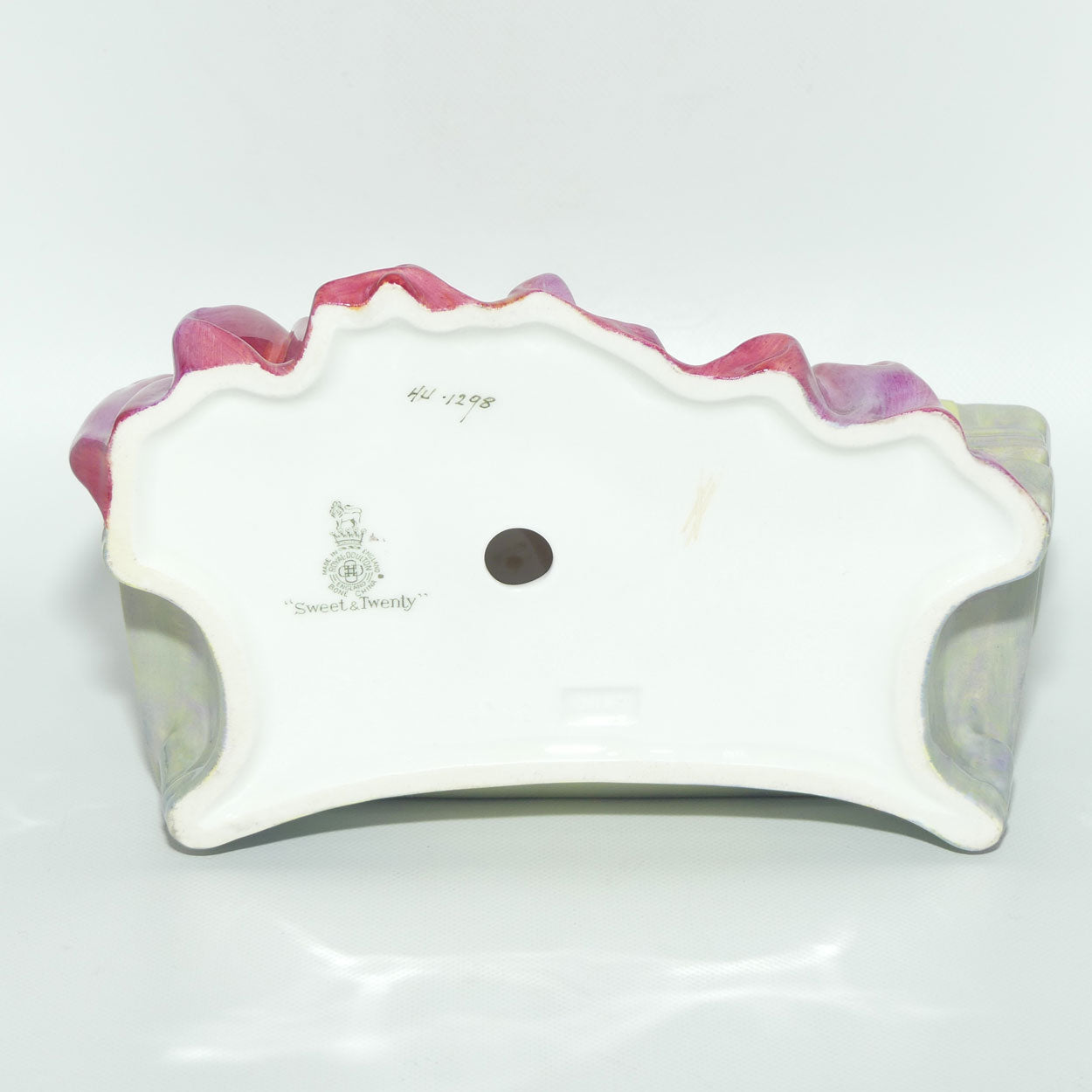 HN1298 Royal Doulton figure Sweet and Twenty | Red