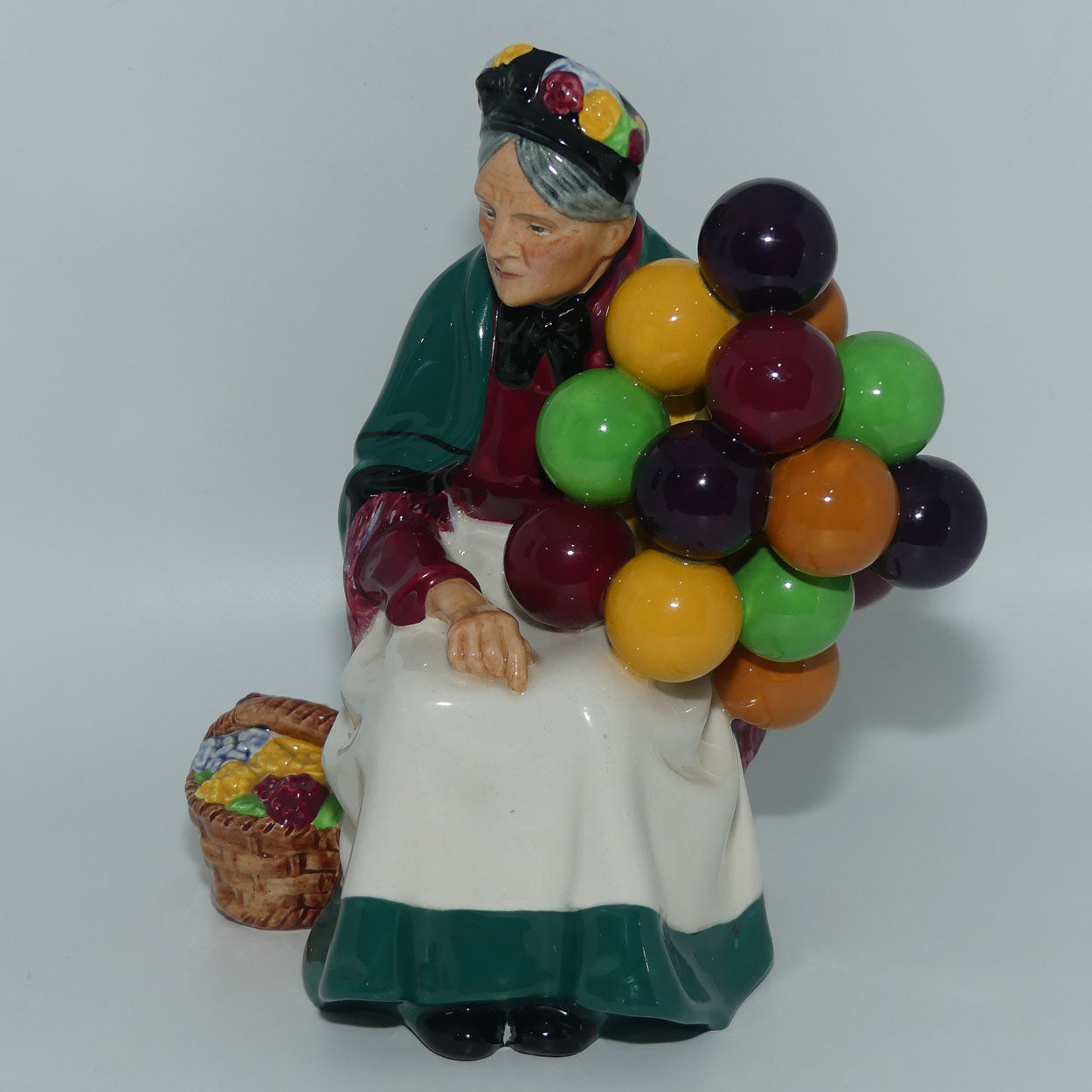 HN1315 Royal Doulton figure The Old Balloon Seller | early stamp