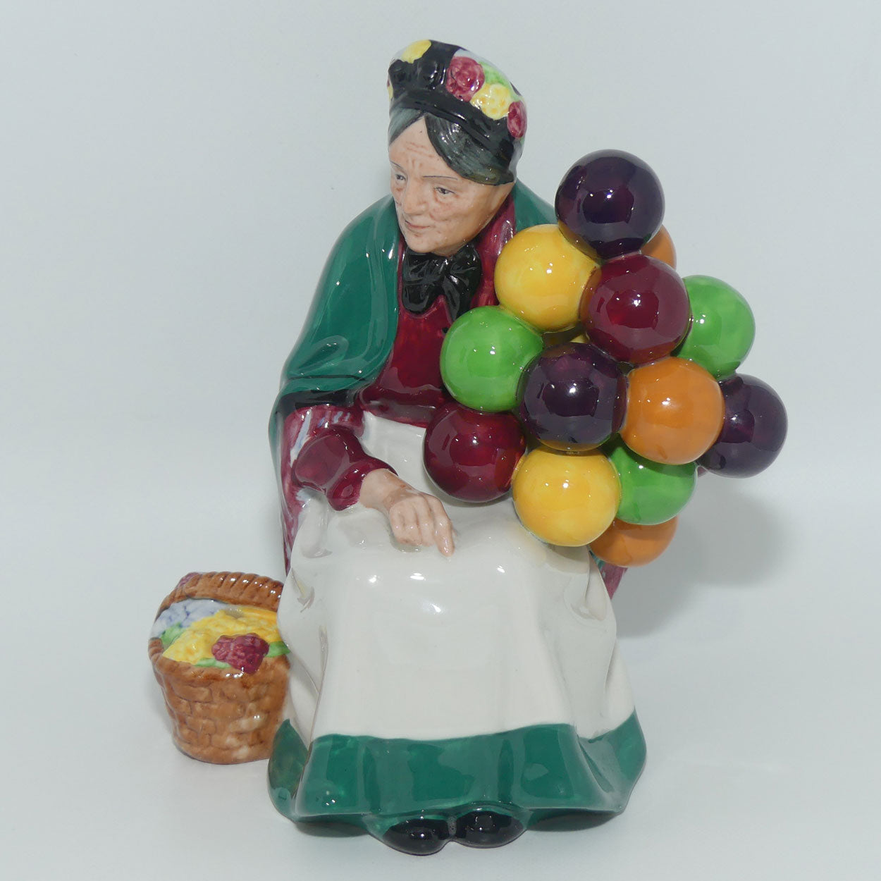 HN1315 Royal Doulton figure The Old Balloon Seller | #1